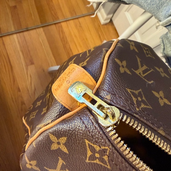 Final price - Louis Vuitton Keepall 45 Monogram Duffel Bag in Brown and Tan - Picture 7 of 15